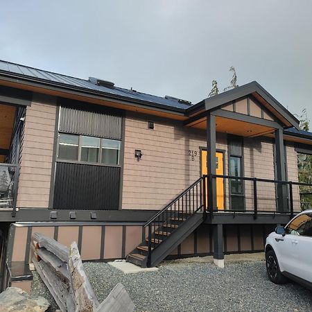 Wild Coast Wilderness Resort Port Renfrew Exterior photo
