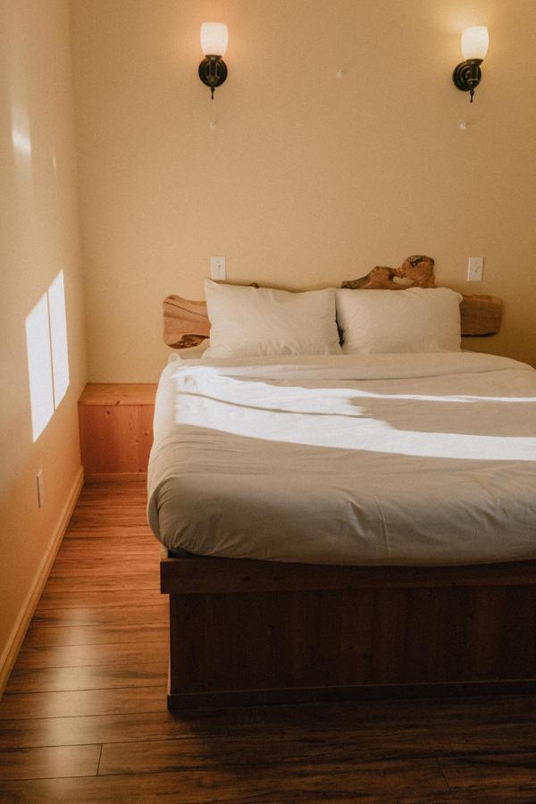 Wild Coast Wilderness Resort Port Renfrew Exterior photo