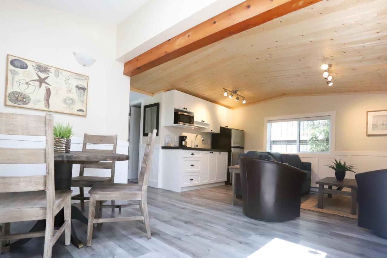Wild Coast Wilderness Resort Port Renfrew Exterior photo