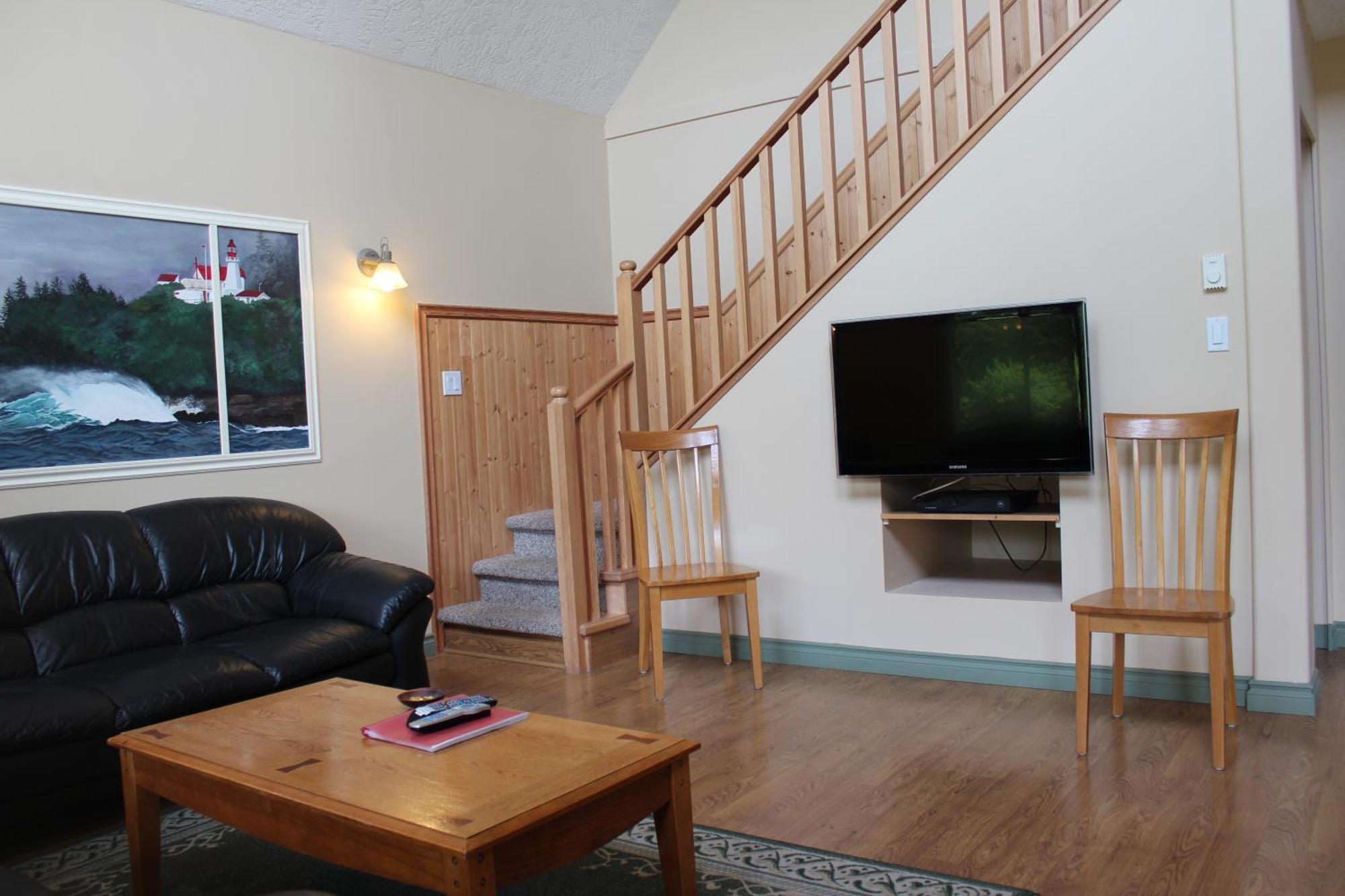 Wild Coast Wilderness Resort Port Renfrew Room photo
