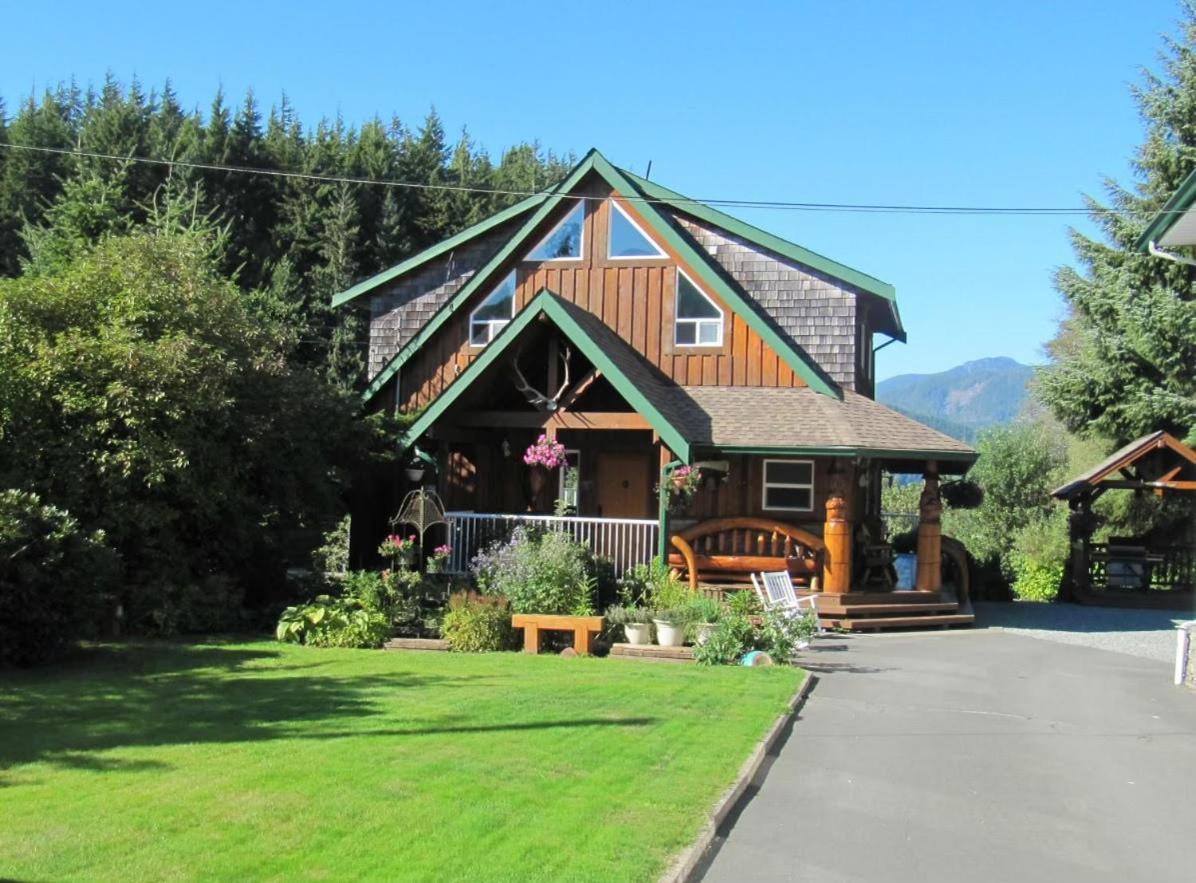 Wild Coast Wilderness Resort Port Renfrew Exterior photo