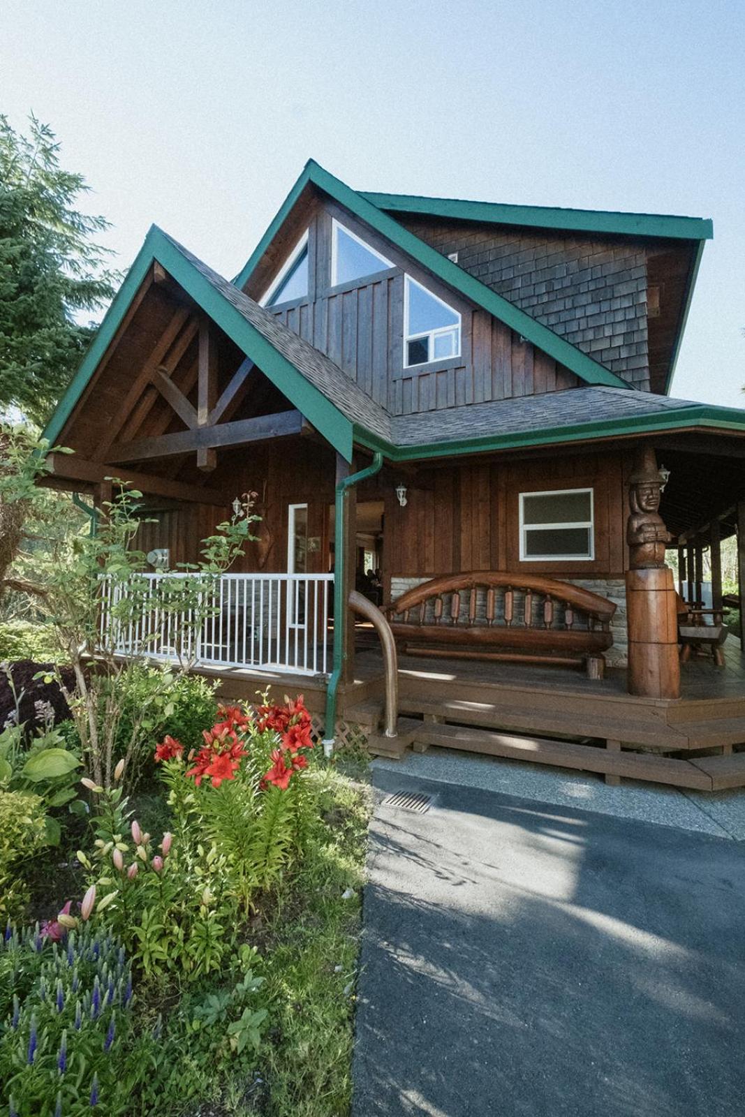 Wild Coast Wilderness Resort Port Renfrew Exterior photo