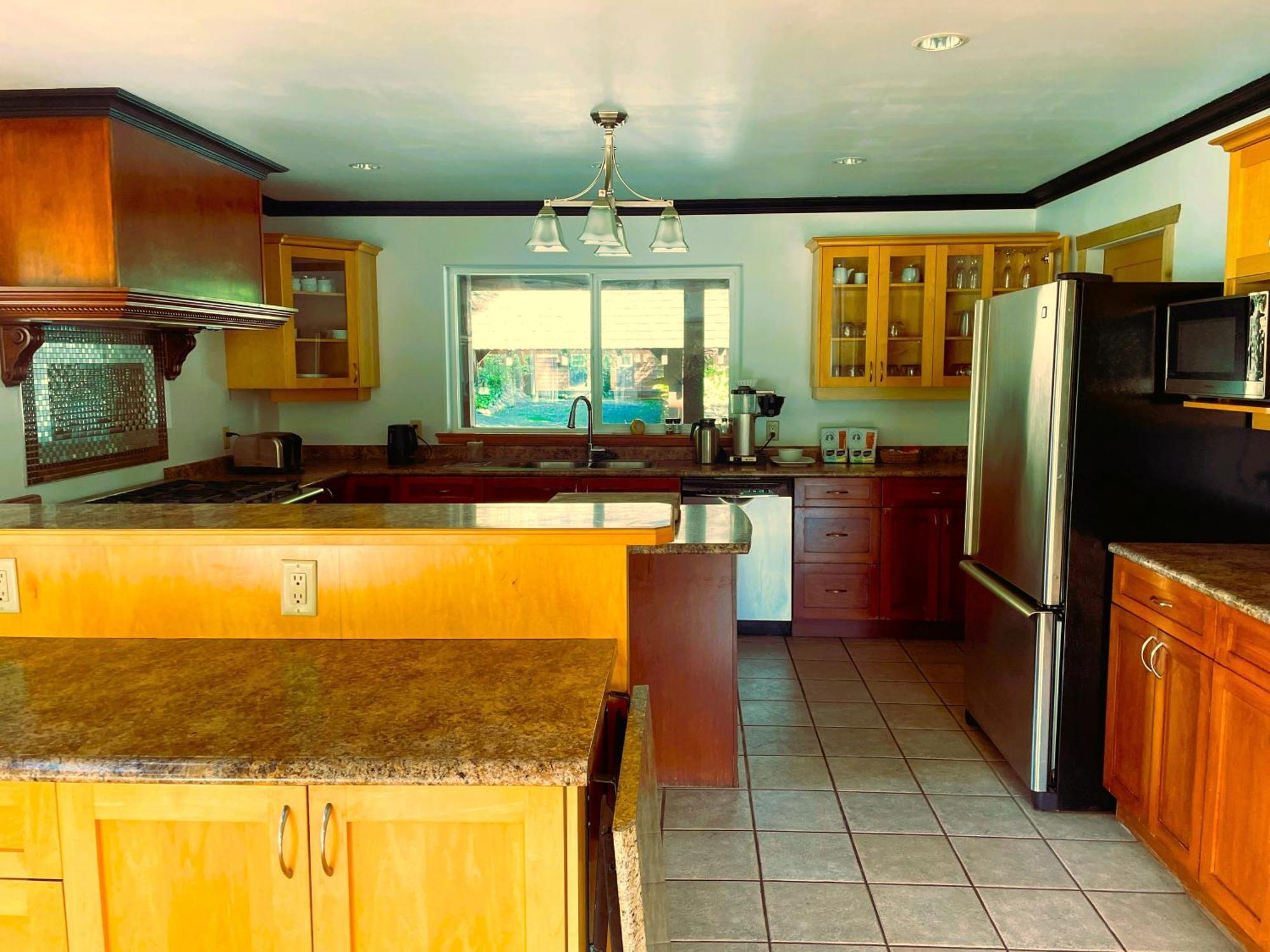 Wild Coast Wilderness Resort Port Renfrew Exterior photo